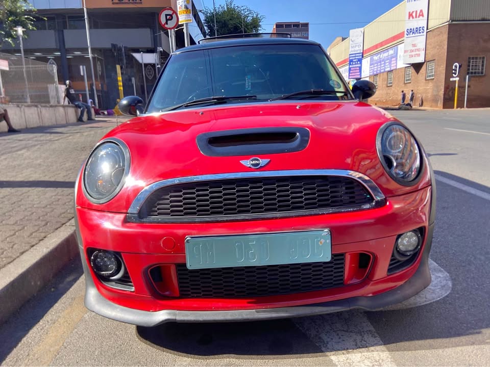 2013 Mini Cooper S 1.6 105000km Manual