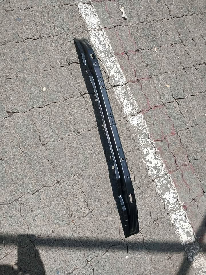 Toyota  hilux beam front panel 2021 - Private Seller