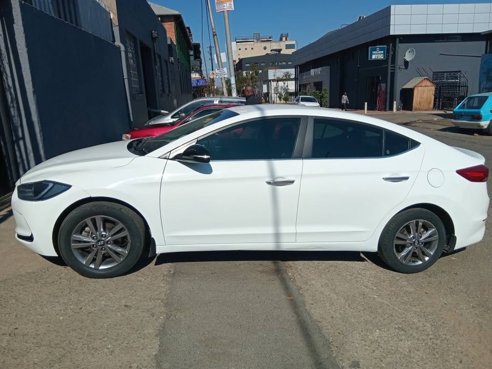 2018 Hyundai Elantra GLS