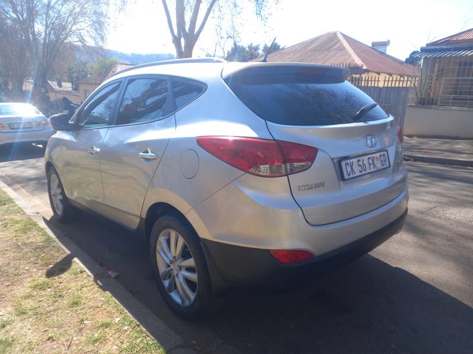 2013 Hyundai ix35 2.0 Petrol, Automatic, Silver, Leather seat,