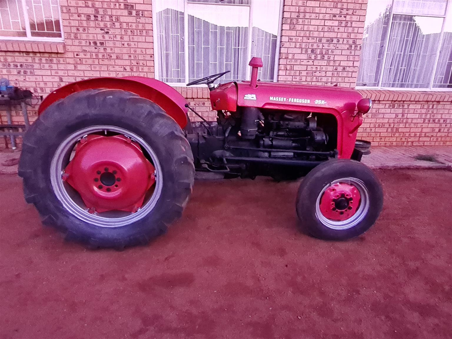 Messey Ferguson 35X tractor | Junk Mail Marketplace