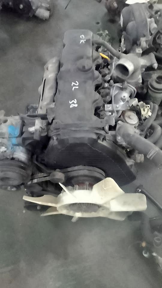 TOYOTA HILUX 2L 2.4L COMPLETE ENGINE FOR SALE - Private Seller TOYOTA HILUX 2L 2.4L COMPLETE ENGINE FOR SALE - Private Seller