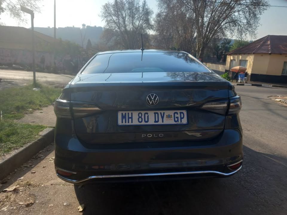 2022 VW POLO 9 Sedan 1.0 Petrol, MANUAL, GREY, 68000KMS,. Spare Key, Service book.