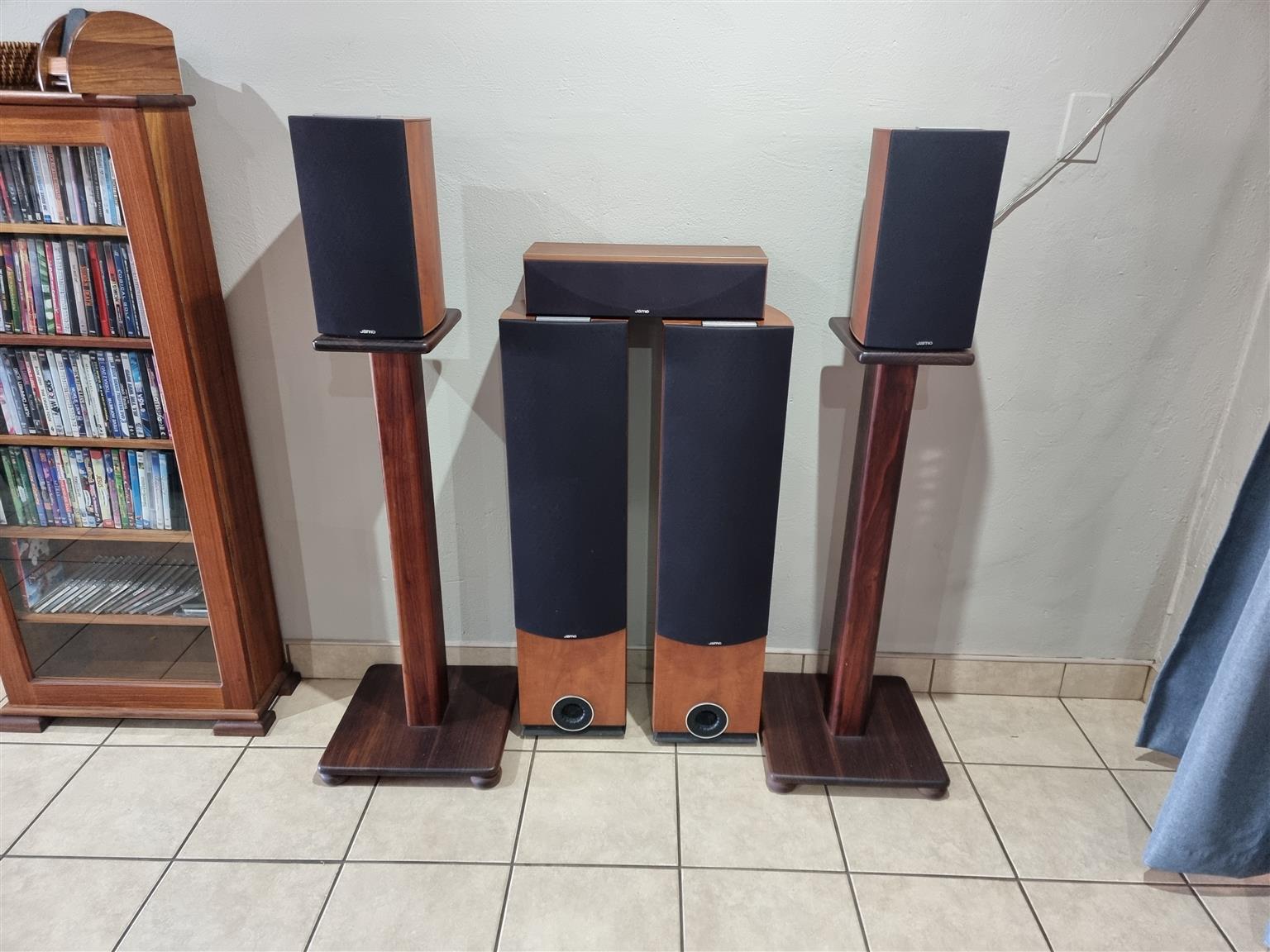 Jamo E680 5.0 speakers Junk Mail