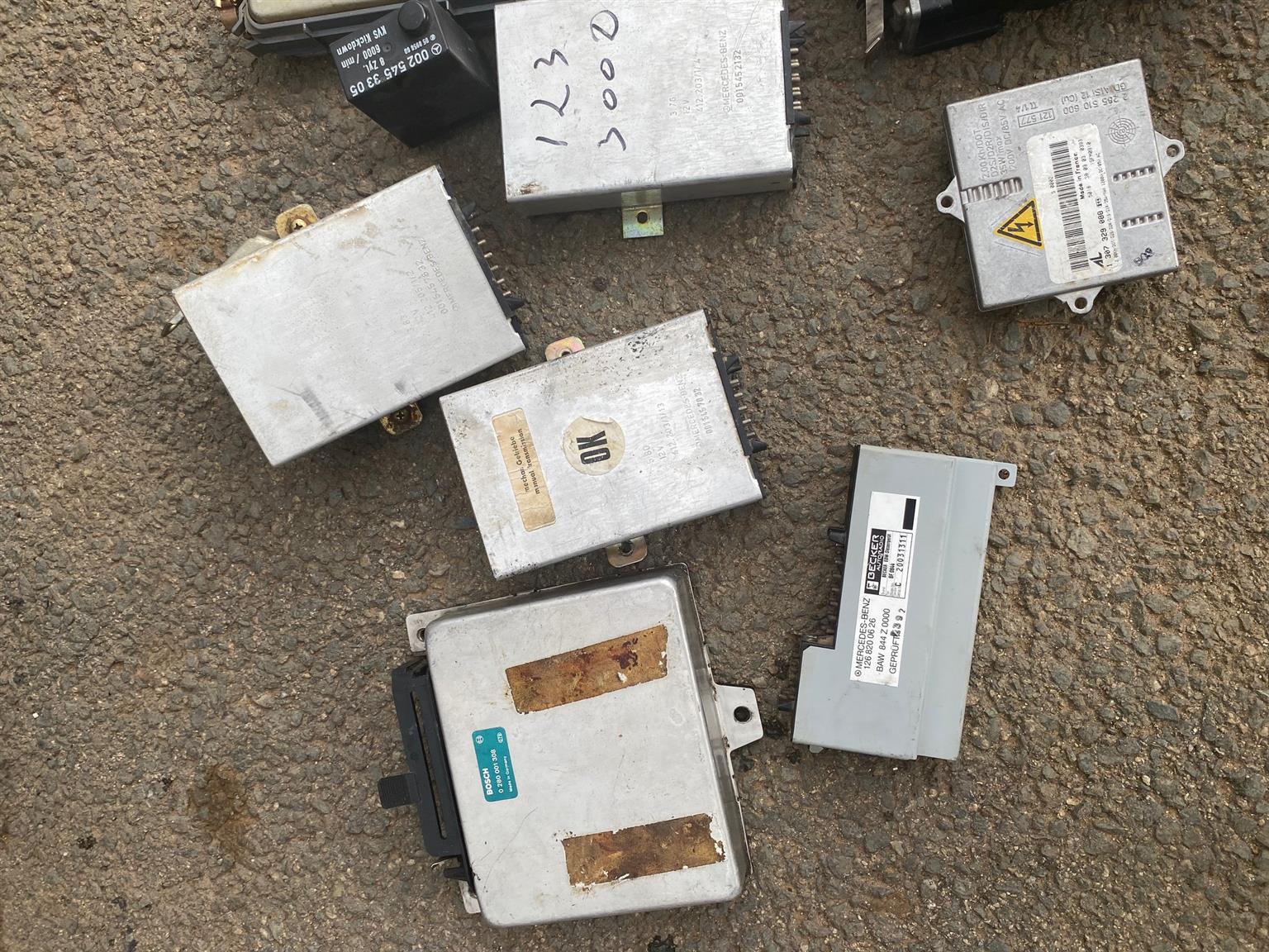 Mercedes Benz Electronic Boxes ECU Cruize - Private Seller Mercedes Benz Electronic Boxes ECU Cruize - Private Seller