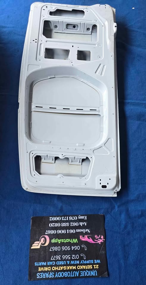 Mercedes Sprinter W907 Left Panel Door