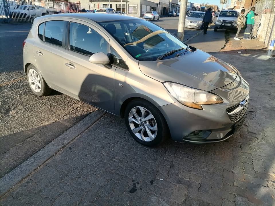 2017 Opel Corsa 1.4 Hatchback Automatic with a Nice interior seat and Service book