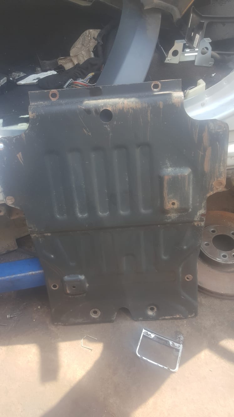 2011 Range Rover Sport 3.0 V6 HSE Lux Belly Plate for sale 2011 Range Rover Sport 3.0 V6 HSE Lux Belly Plate for sale