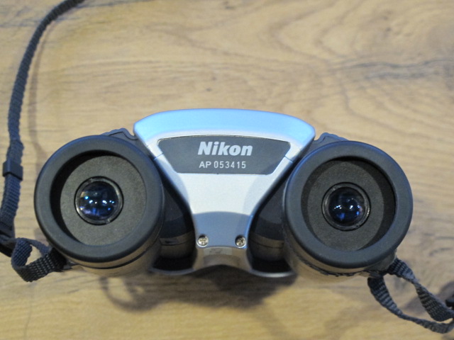 Pentax Binoculars - 8-20 x 24 UCF Zoom