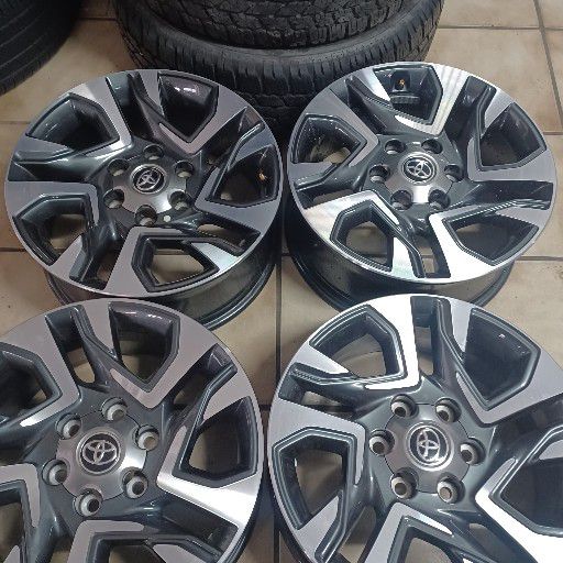 Toyota 18inch wheels