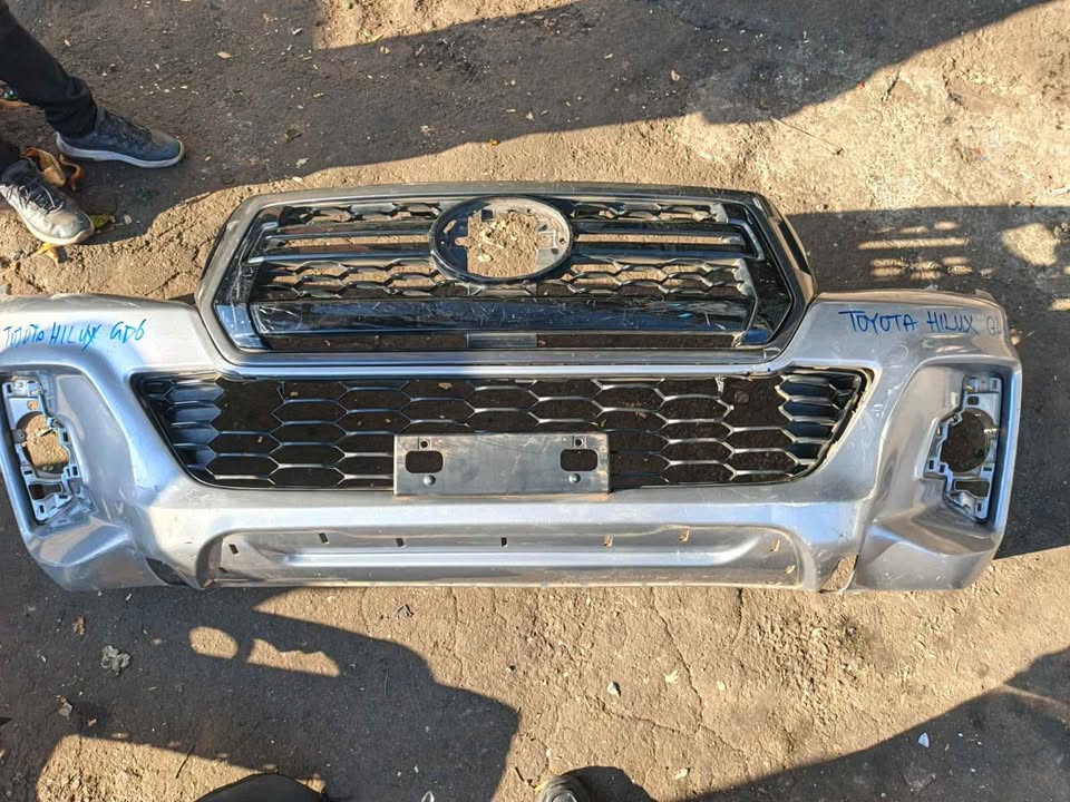 Toyota hilux GD6 front bumper - Private Seller