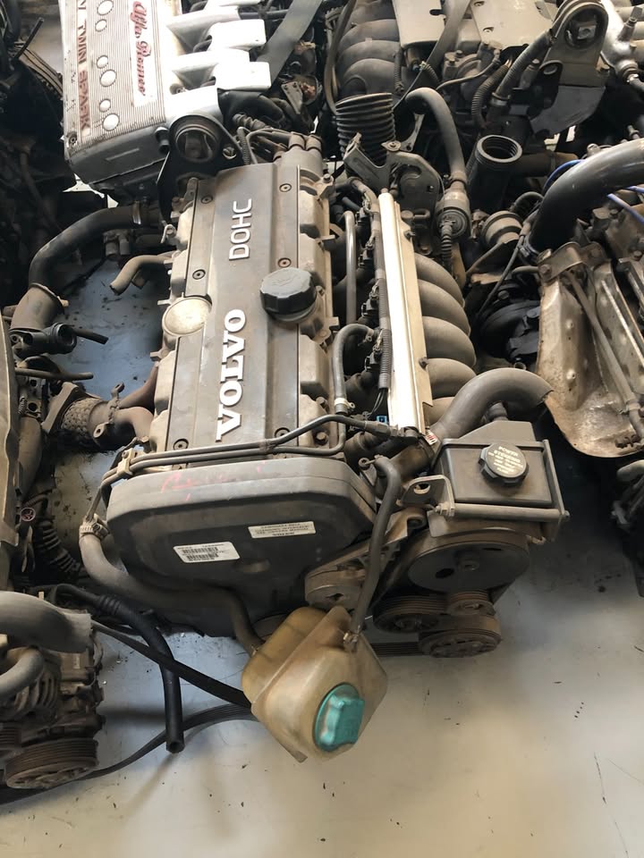 VOLVO B5252S 850 2.5 5CYL ENGINE FOR SALE - Private Seller VOLVO B5252S 850 2.5 5CYL ENGINE FOR SALE - Private Seller