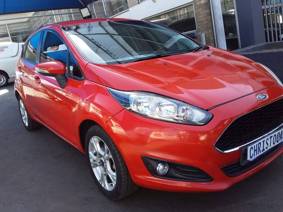 2013 Ford fiesta hatchback manual 2013