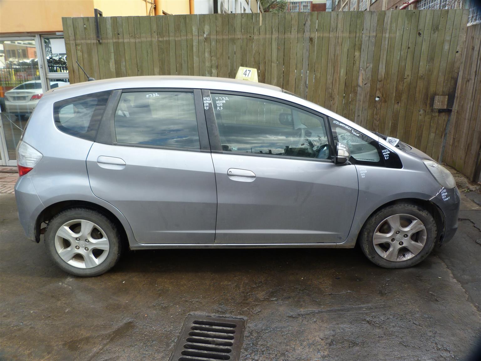 Honda Jazz 1.5 Exclusive Manual - 2009 - Private Seller Honda Jazz 1.5 Exclusive Manual - 2009 - Private Seller