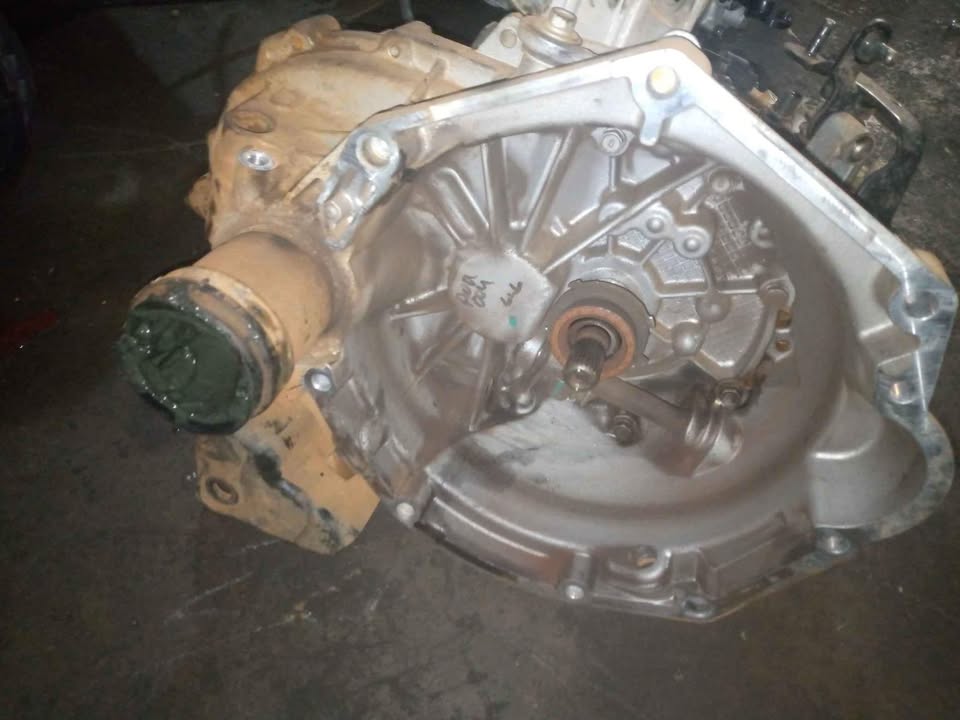 Hyundai i20 grand gear box maunal 1.2 - Private Seller Hyundai i20 grand gear box maunal 1.2 - Private Seller