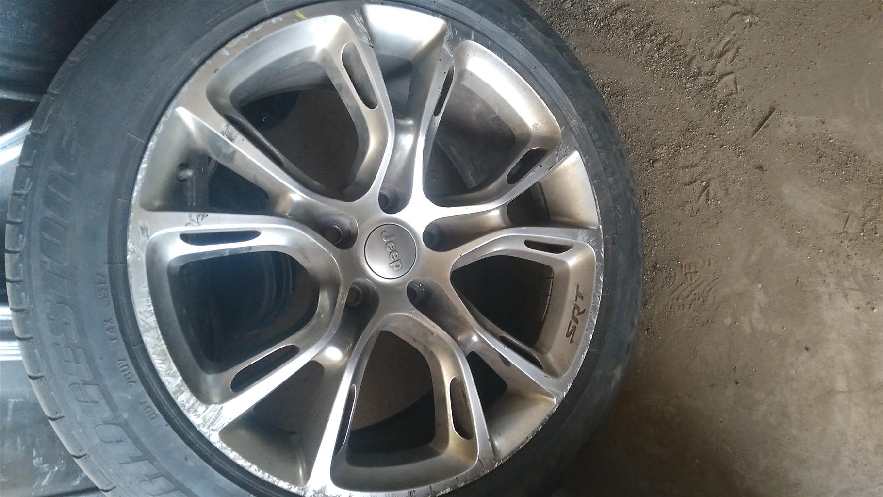 JEEP GRAND CHEROKEE SRT RIMS - Private Seller