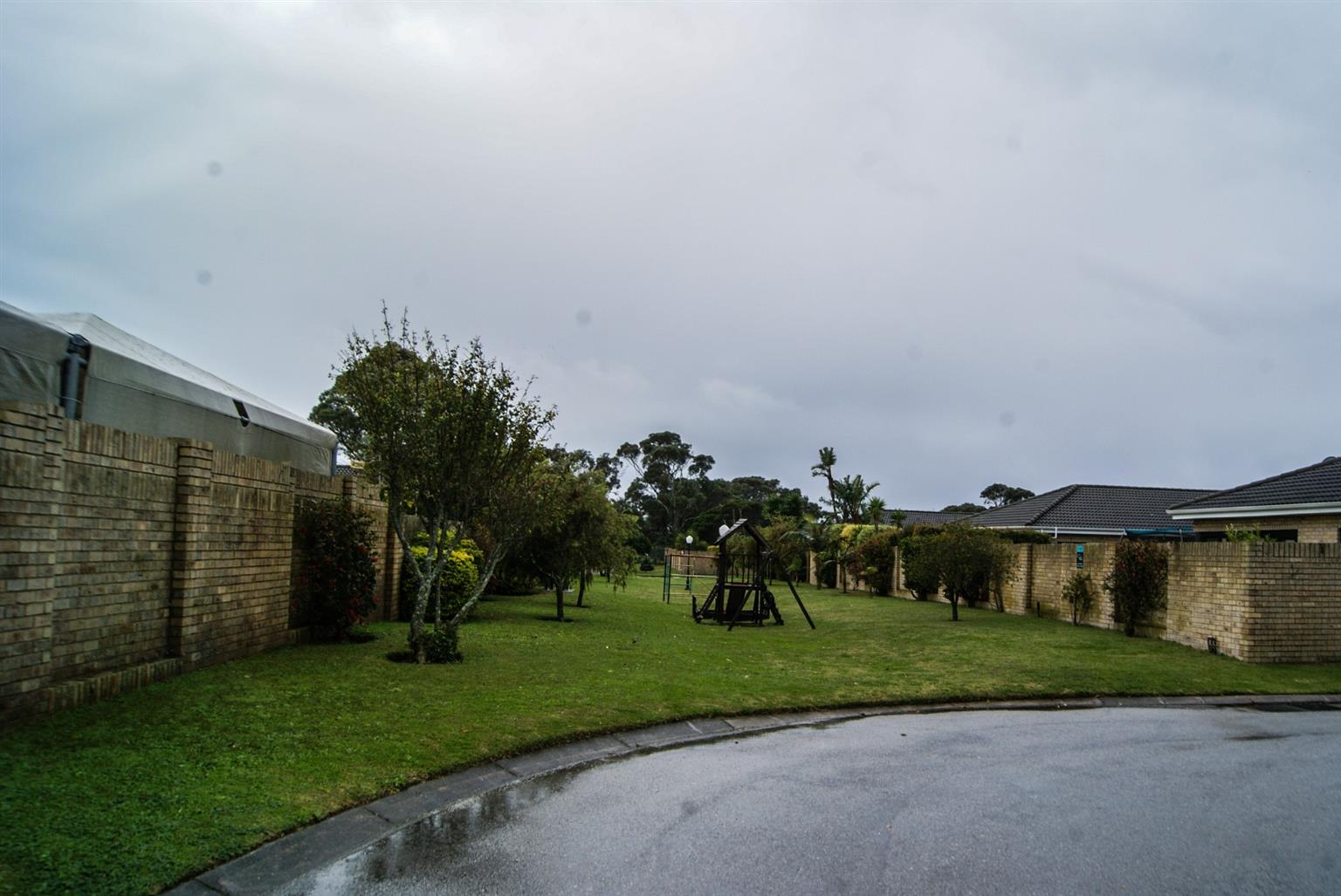 Cluster For Sale in Walmer Heights