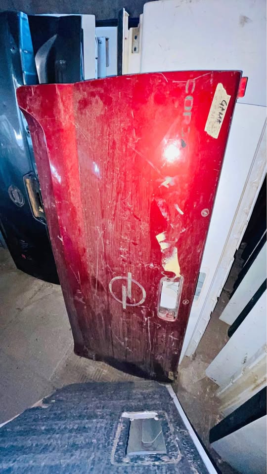 Opel Corsa Gama tailgate - Private Seller