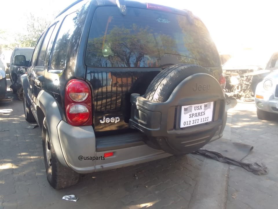 Jeep Cherokee KJ – Breaking for Body Spare Parts - Private Seller Jeep Cherokee KJ – Breaking for Body Spare Parts - Private Seller