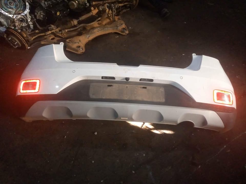 Hyundai venue back bumper and sensors - Private Seller Hyundai venue back bumper and sensors - Private Seller