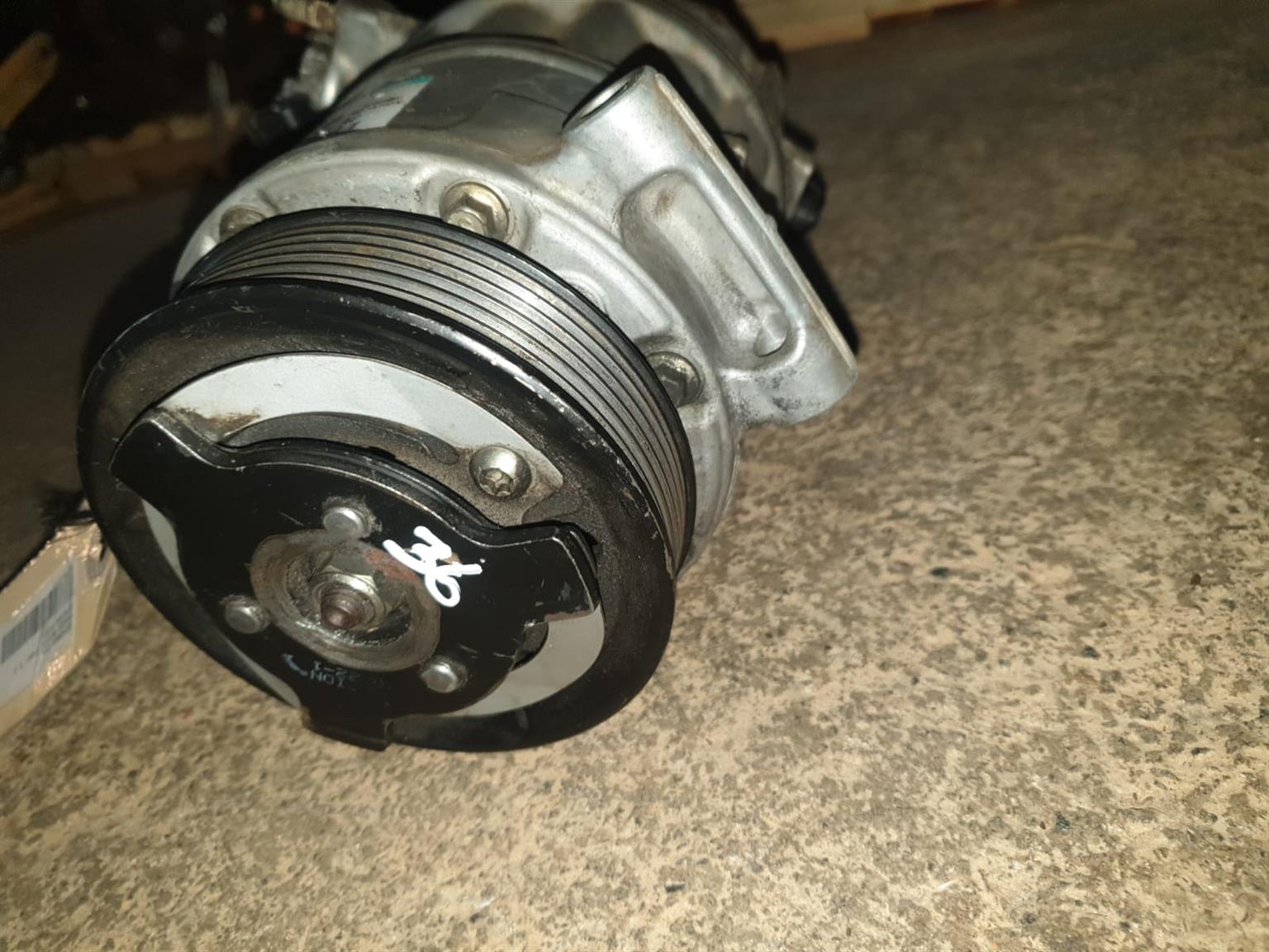 2014 Range Rover Original Aircon Pump