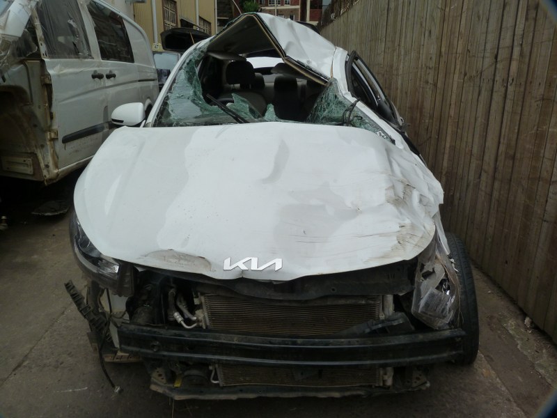 Kia Pegas 1.4 Executive AT White - 2023 STRIPPING FOR SPARES - Private Seller Kia Pegas 1.4 Executive AT White - 2023 STRIPPING FOR SPARES - Private Seller