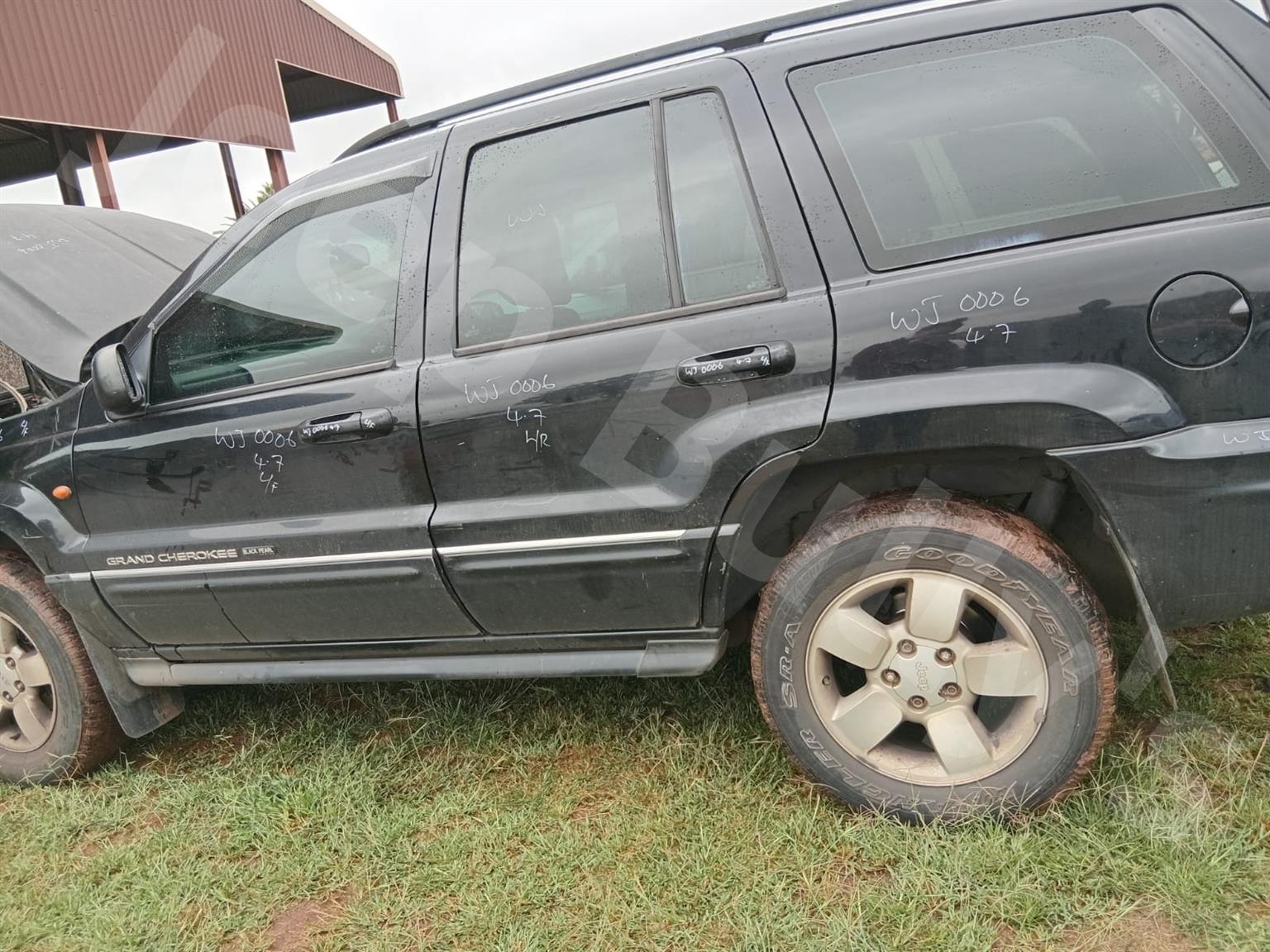 Left Hand Body Spares For (WJ) Jeep Grand Cherokee - Jeep Spares - Private Seller Left Hand Body Spares For (WJ) Jeep Grand Cherokee - Jeep Spares - Private Seller