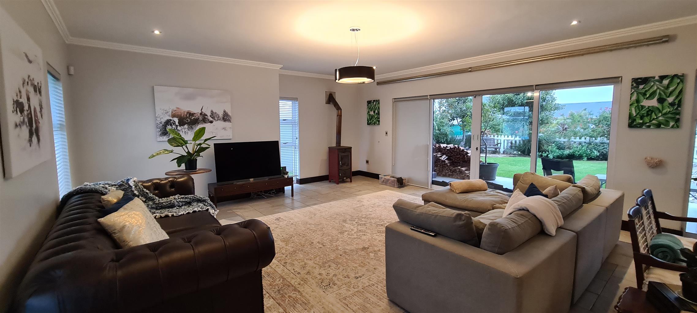 KRAAIBOSCH MANOR FAMILY HOME FOR SALE Junk Mail