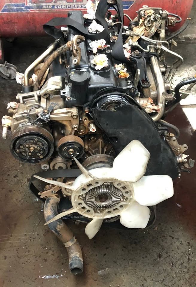 TOYOTA HIUX 3.0 D4D 1KD ENGINE NO INJECTORS NO ALTERNATOR FOR SALE - Private Seller TOYOTA HIUX 3.0 D4D 1KD ENGINE NO INJECTORS NO ALTERNATOR FOR SALE - Private Seller