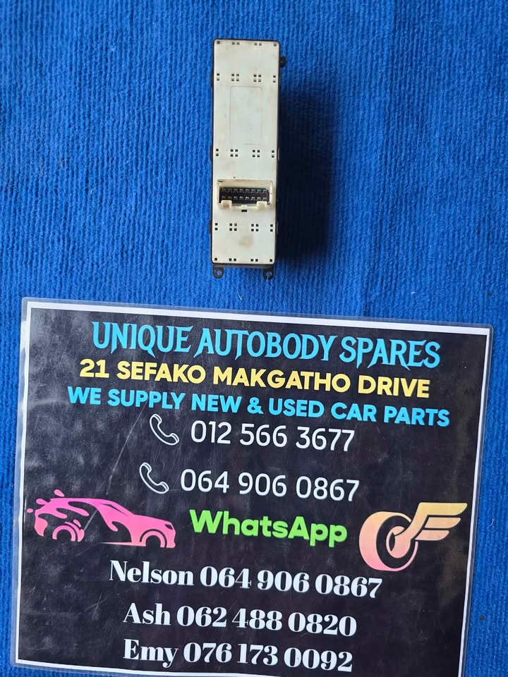Kia Rio Driver Window Main Switch Control - Private Seller
