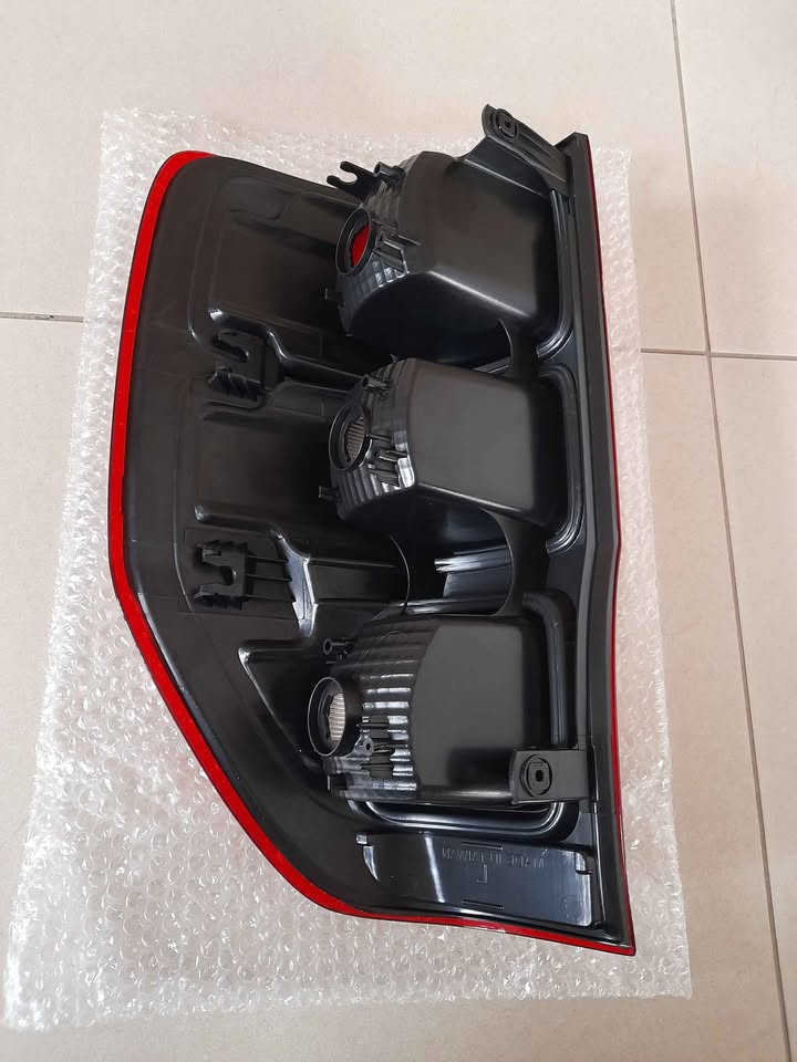 FORD RANGER T6/T7  BRAND NEW TAILIGHTS FORSALE - Private Seller