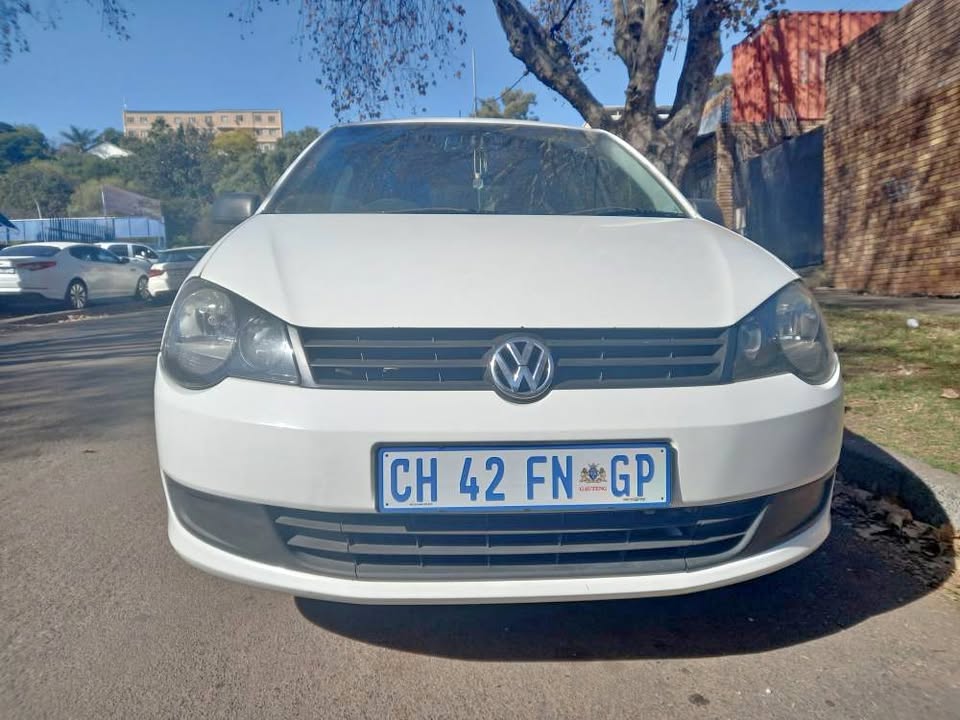 2013 VW POLO VIVO 1.4 PETROL, MANUAL, WHITE, 83000KMS