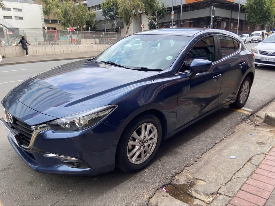2018 Mazda 3 Manual