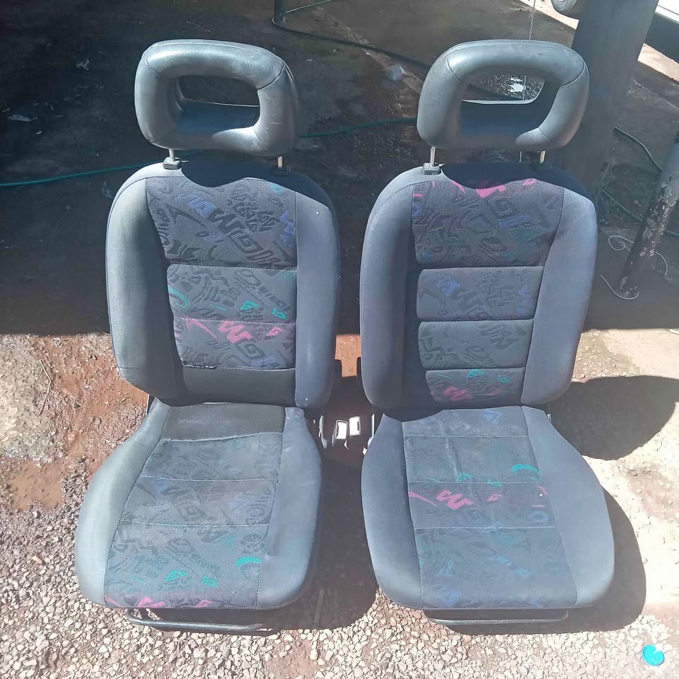 Opel corsa b sedan front seats - Private Seller Opel corsa b sedan front seats - Private Seller