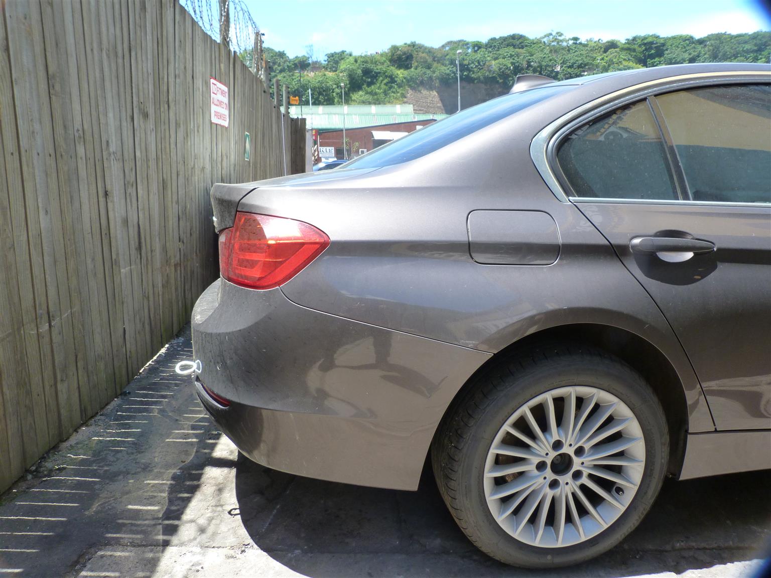 BMW 320i Luxury Line AT F30 - 2014 - Private Seller BMW 320i Luxury Line AT F30 - 2014 - Private Seller