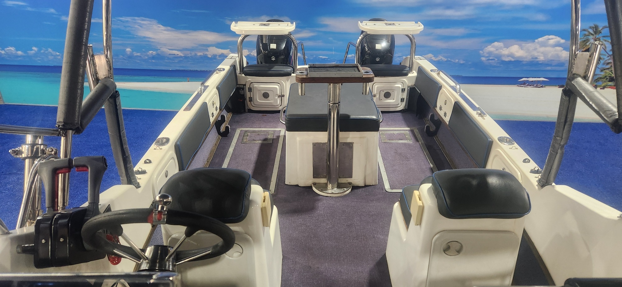 GAMEFISH 595 ON TRAILER 2 X 90 HP SUZUKI 4 STROKES 2012 MODELS 600 HOURS