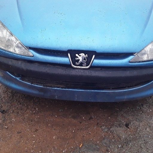 Complete bumper for Peugeot 206on special now - Private Seller