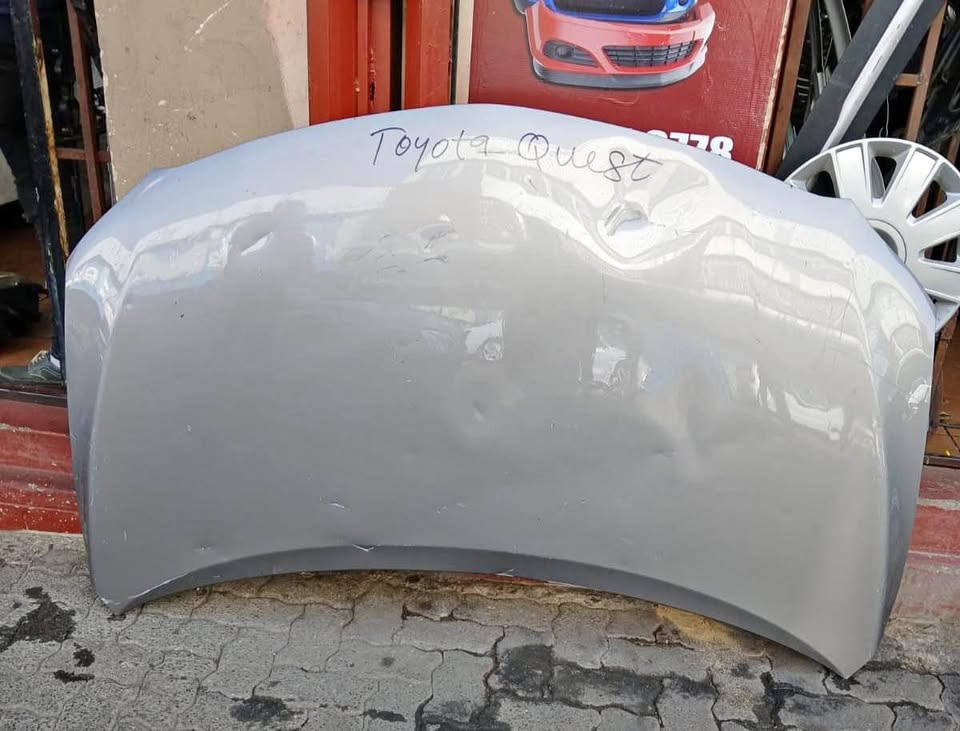 Toyota Corolla Quest bonnet - Private Seller Toyota Corolla Quest bonnet - Private Seller