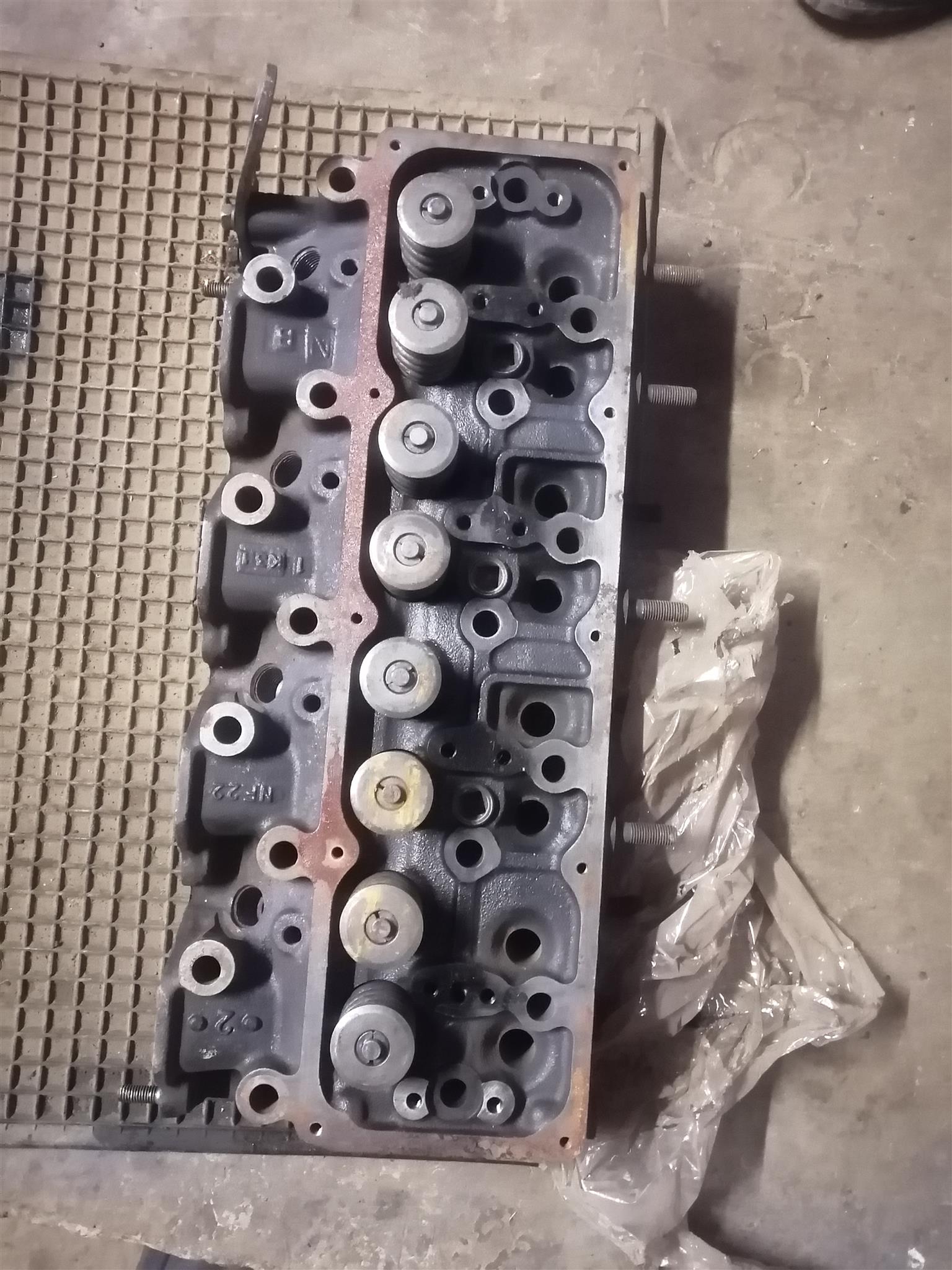 Nissan 2.7 cylinder head - Private Seller Nissan 2.7 cylinder head - Private Seller