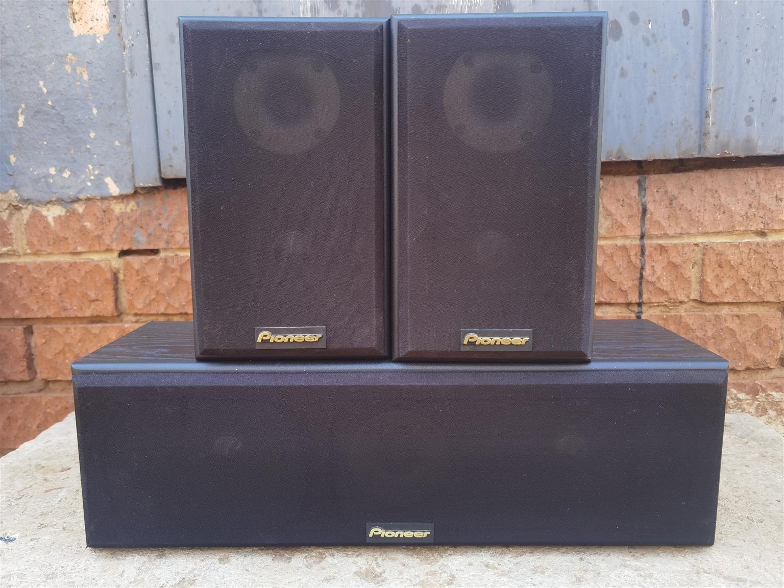 Pioneer The EX Series Surround Speaker's (Read Description) Pioneer The EX Series Surround Speaker's (Read Description)