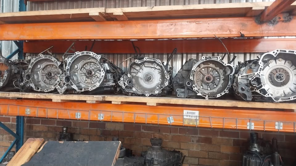 All types of gearboxes available