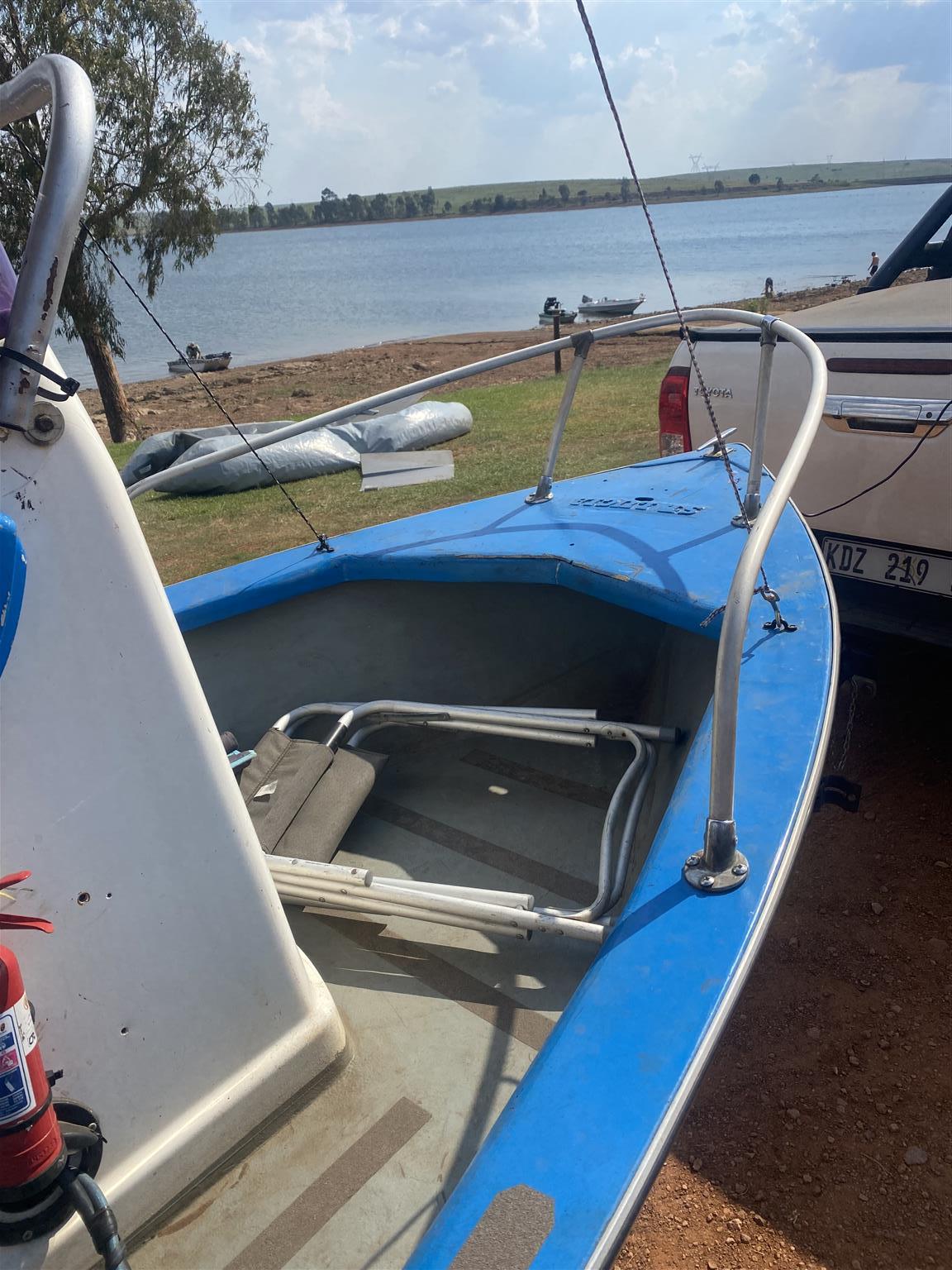 4M ST LUCIA SKI VEE WITH 55 YAMAHA NON TRIM AND TILT