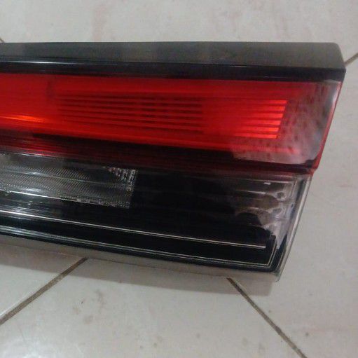 Toyota corolla cross taillight - Private Seller Toyota corolla cross taillight - Private Seller