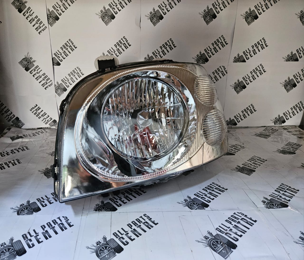 Mahindra Scorpio (2002-2008) New Headlights