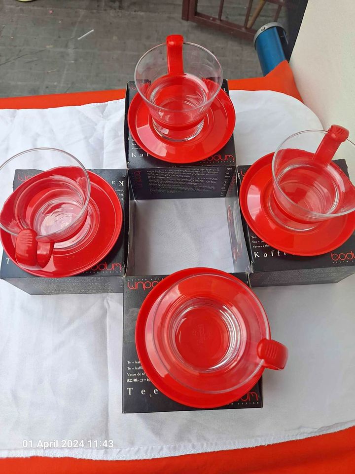 4 Bodum glass cups and saucers vintage