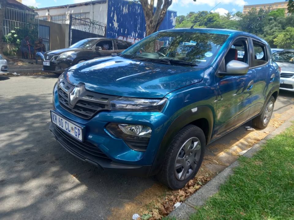 2021 Renault Kwid 1.0 Petrol, Automatic, Blue Color, Mileage 18000kms, Spare key, Sb