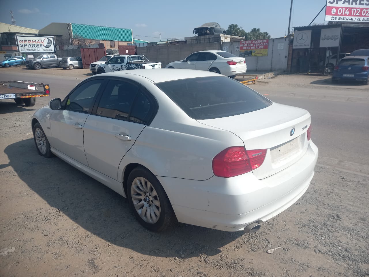 2009 BMW 320I AUTOMATIC NOW STRIPPING FOR SPARES - Private Seller 2009 BMW 320I AUTOMATIC NOW STRIPPING FOR SPARES - Private Seller