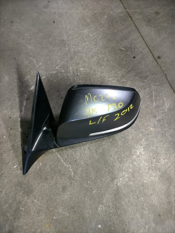BMW F30 LEFT SIDE DOOR MIRROR 2012 FOR SALE - Private Seller BMW F30 LEFT SIDE DOOR MIRROR 2012 FOR SALE - Private Seller