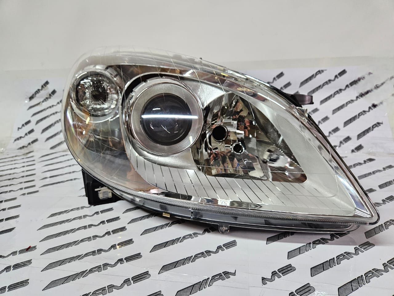 NEW MERCEDES W169 NON-XENON HEADLIGHTS FOR SALE - Private Seller NEW MERCEDES W169 NON-XENON HEADLIGHTS FOR SALE - Private Seller