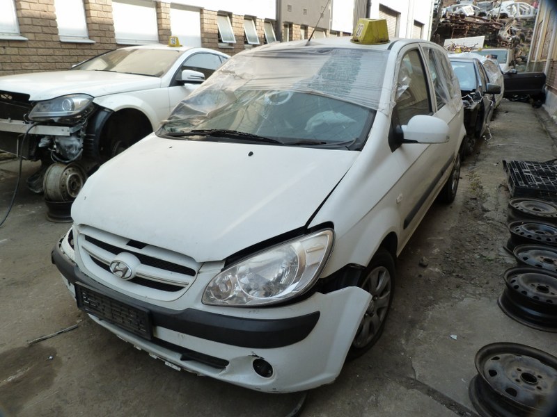 Hyundai Getz 1.4 HS Manual White - 2007 STRIPPING FOR SPARES - Private Seller Hyundai Getz 1.4 HS Manual White - 2007 STRIPPING FOR SPARES - Private Seller